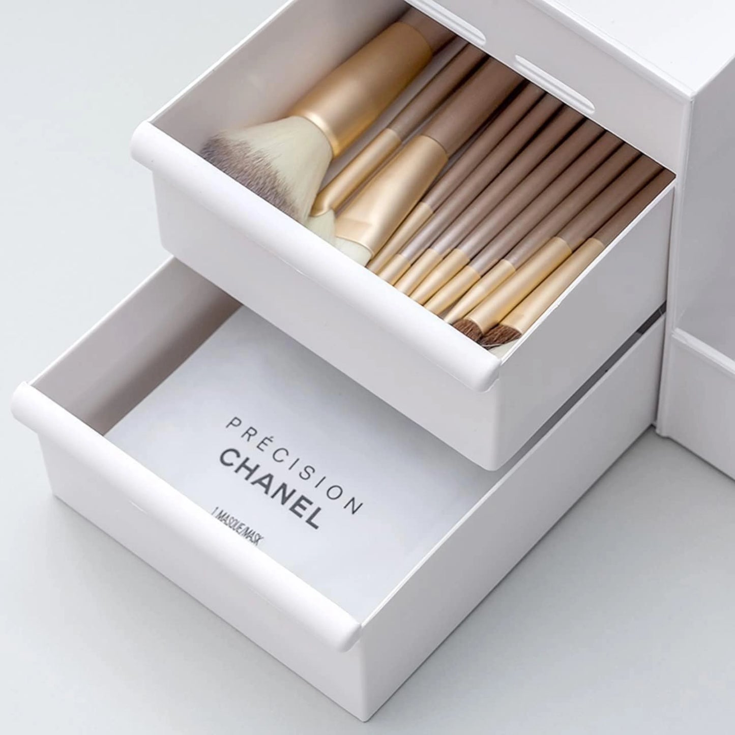 Women’s Cosmetic Organizer Box